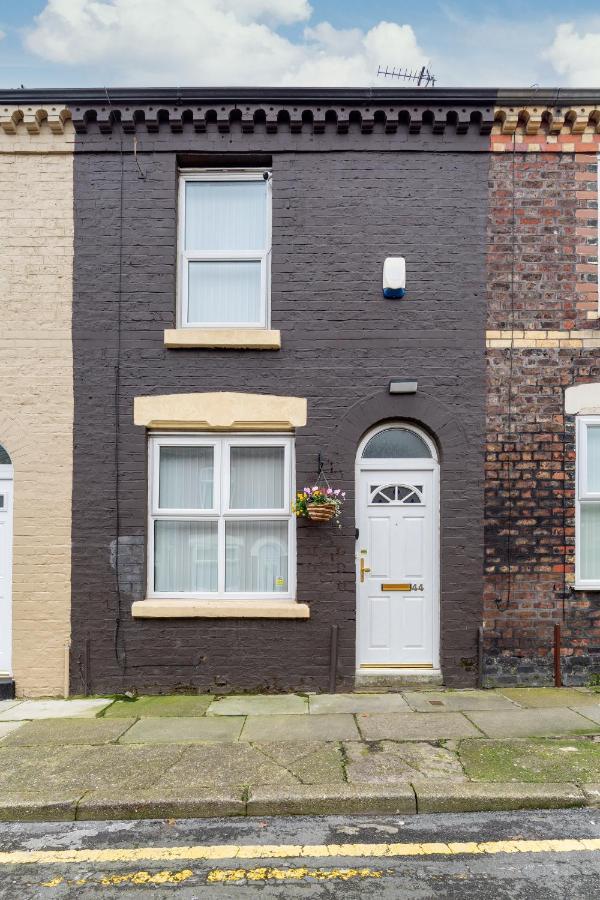 44 Stonehill Street *